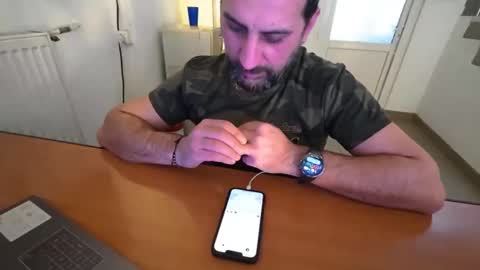 Snapshot of tarkan198 chatting on 02/22/25, 01:46 tarkan198 online show from 02/22/25, 01:46