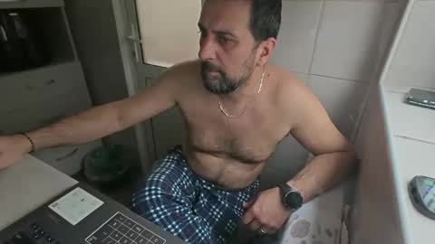 Snapshot of tarkan198 chatting on 02/28/25, 10:30 tarkan198 online show from 02/28/25, 10:30