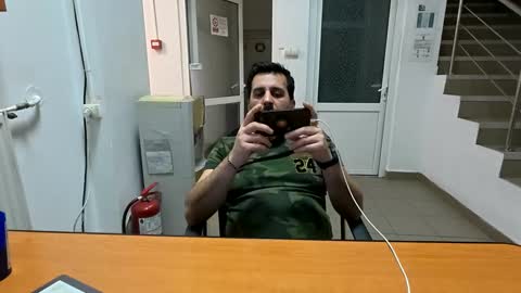 Snapshot of tarkan198 chatting on 03/02/25, 06:19 tarkan198 online show from 03/02/25, 06:19