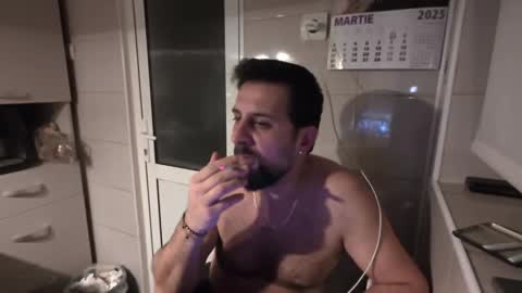 Snapshot of tarkan198 chatting on 03/04/25, 07:01 tarkan198 online show from 03/04/25, 07:01