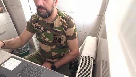 Snapshot of tarkan198 chatting on 03/06/25, 07:03 tarkan198 online show from 03/06/25, 07:03