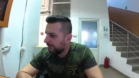 Snapshot of tarkan198 chatting on 03/08/25, 05:59 tarkan198 online show from 03/08/25, 05:59