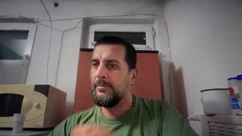 Snapshot of tarkan198 chatting on 10/23/25, 06:39 tarkan198 online show from 10/23/25, 06:39