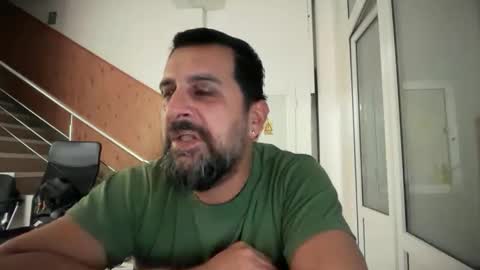 Snapshot of tarkan198 chatting on 11/10/25, 06:51 tarkan198 online show from 11/10/25, 06:51