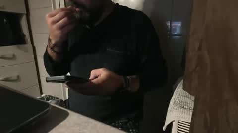 Snapshot of tarkan198 chatting on 11/11/25, 11:05 tarkan198 online show from 11/11/25, 11:05