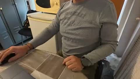 Snapshot of tarkan198 chatting on 11/22/25, 07:07 tarkan198 online show from 11/22/25, 07:07