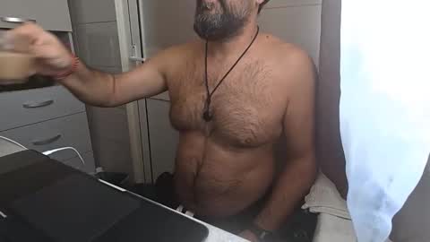 Snapshot of tarkan198 chatting on 12/15/25, 10:30 tarkan198 online show from 12/15/25, 10:30