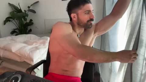 tarquit8 online show from 04/04/26, 08:45