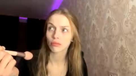 Snapshot of tarraknoflicek chatting on 12/20/25, 04:25 Jane online show from 12/20/25, 04:25