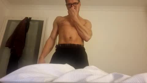 tartankingofscots online show from 12/01/25, 08:14