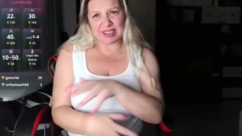 Tasha  Moon online show from 10/14/25, 04:19