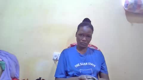 Snapshot of tashacute20 chatting on 04/18/26, 08:07 tashacute20 online show from 04/18/26, 08:07