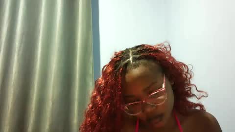 Snapshot of tashacutey chatting on 01/03/25, 10:19 Tasha online show from 01/03/25, 10:19