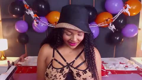 Tasha online show from 10/26/25, 02:12