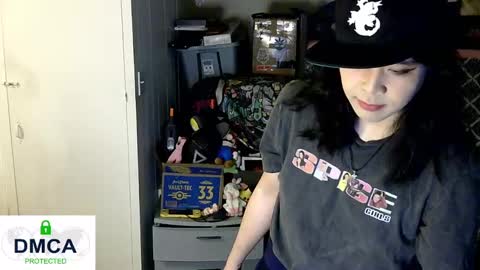 TashaKai online show from 01/11/25, 04:03