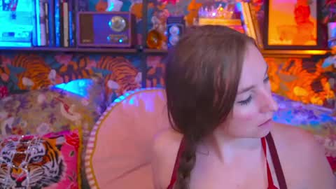 Vivian  Clark online show from 05/30/26, 12:13
