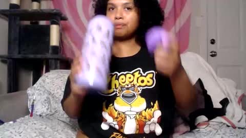 Tastee Kitty online show from 10/30/25, 05:09