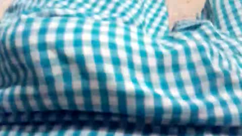 Snapshot of tastemez chatting on 12/01/25, 07:57 tastemez online show from 12/01/25, 07:57