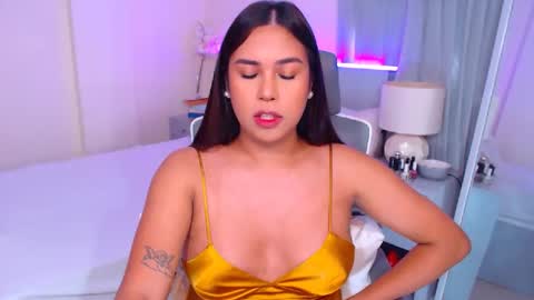 Snapshot of tasteofinnocence chatting on 03/20/26, 08:19 Miss Tati online show from 03/20/26, 08:19