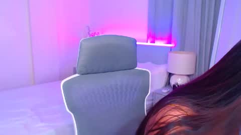 Snapshot of tasteofinnocence chatting on 03/21/26, 05:05 Miss Tati online show from 03/21/26, 05:05