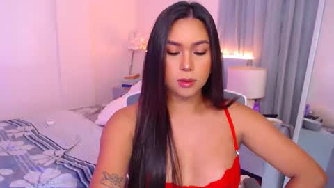 Snapshot of tasteofinnocence chatting on 05/14/26, 01:56 Miss Tati online show from 05/14/26, 01:56