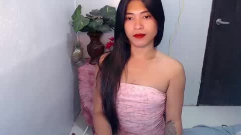 Snapshot of tasteofinnocent69 chatting on 04/01/26, 10:16 online show from 04/01/26, 10:16