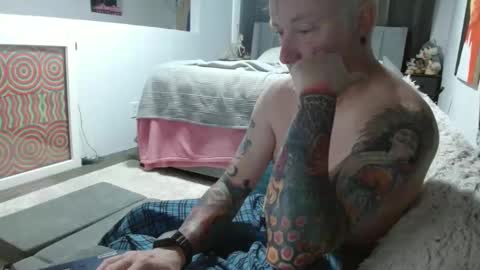 Tasticass1973 online show from 02/10/25, 09:47