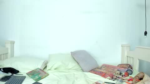 Snapshot of tasty_alan_ chatting on 10/31/25, 08:54 tasty_alan_ online show from 10/31/25, 08:54