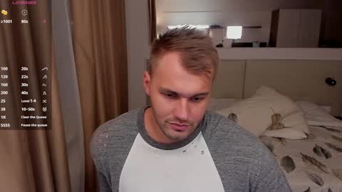 Snapshot of tasty_justin chatting on 12/04/24, 09:24 My shows 2100500 UTC3 online show from 12/04/24, 09:24