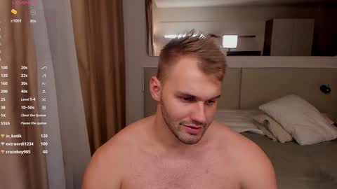 Snapshot of tasty_justin chatting on 12/30/24, 10:01 My shows 2100500 UTC3 online show from 12/30/24, 10:01