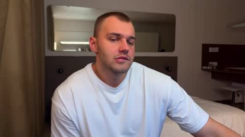 Snapshot of tasty_justin chatting on 09/16/25, 06:53 My shows 2100500 UTC3 online show from 09/16/25, 06:53