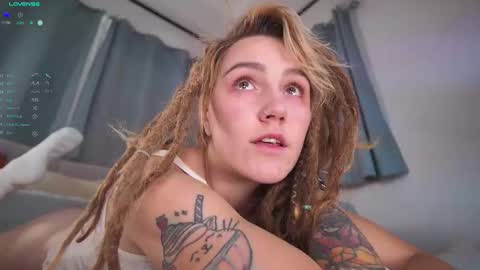 Snapshot of tasty_tomato chatting on 10/22/25, 11:43 RHEA pronanciation like Reya online show from 10/22/25, 11:43