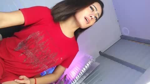 Vannesa online show from 02/10/25, 06:31