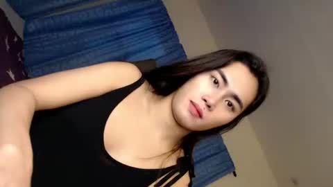 Vannesa online show from 09/19/25, 04:58