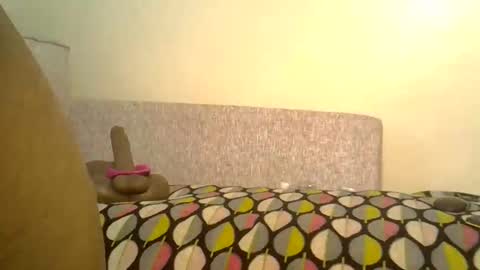 Snapshot of tastyzuri chatting on 10/06/25, 09:18 Zuri online show from 10/06/25, 09:18