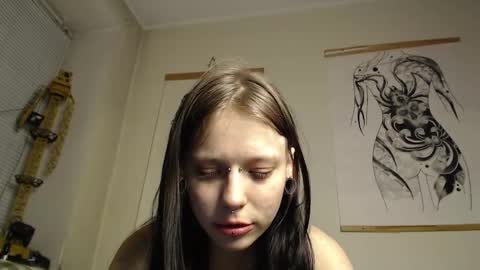 Snapshot of tata__goth_ chatting on 03/06/26, 12:56 tata__goth_ online show from 03/06/26, 12:56