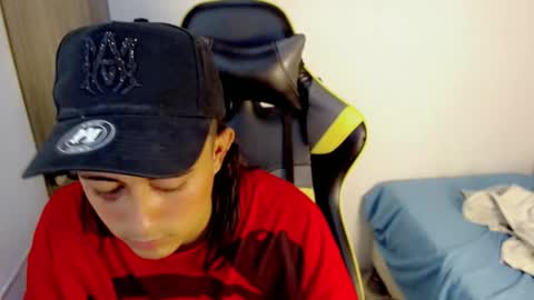 T A T A N online show from 11/15/25, 04:47