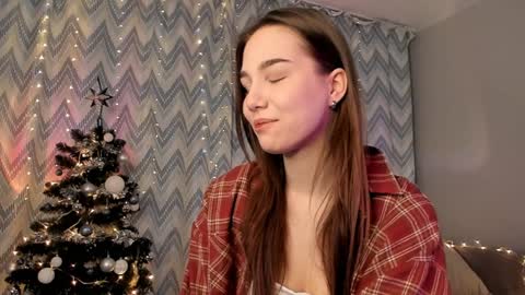 Snapshot of tate_angel chatting on 12/30/24, 05:02 Tate online show from 12/30/24, 05:02