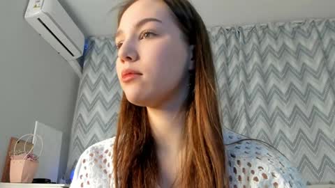 Snapshot of tate_angel chatting on 02/07/25, 06:13 Tate online show from 02/07/25, 06:13