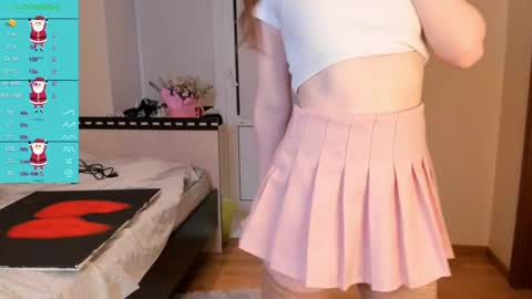 Lizzy online show from 12/22/24, 01:11
