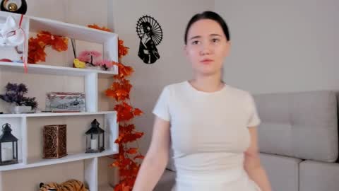 Lizzy online show from 01/21/25, 05:05