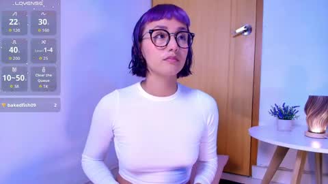 Snapshot of tati_cardenas chatting on 05/18/26, 06:30 AME online show from 05/18/26, 06:30