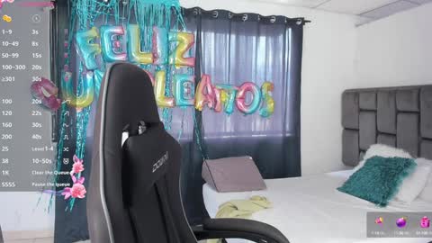 Snapshot of tati_jones chatting on 12/26/24, 07:27 Tatiana online show from 12/26/24, 07:27