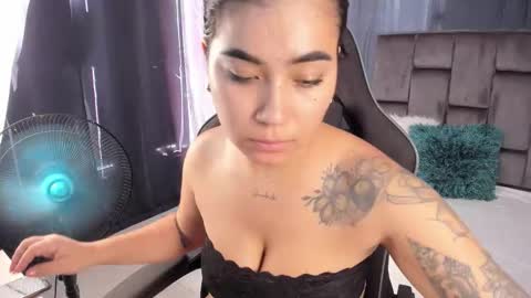 Snapshot of tati_jones chatting on 09/29/25, 07:40 Tatiana online show from 09/29/25, 07:40