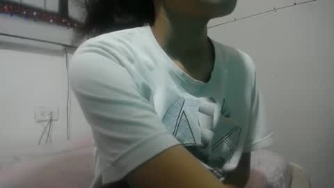 Snapshot of tati_latina24 chatting on 10/16/25, 08:21 tati_latina24 online show from 10/16/25, 08:21