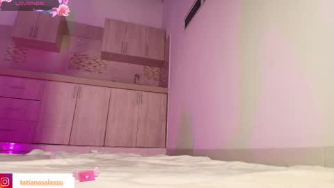 tatiana1004 online show from 02/14/25, 08:21