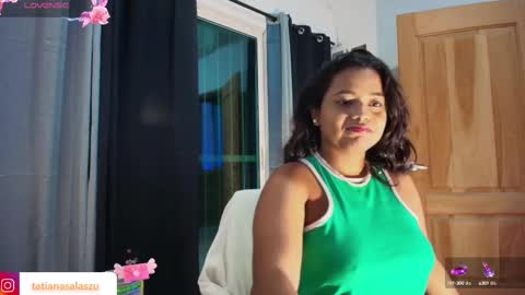 tatiana1004 online show from 02/19/25, 10:56