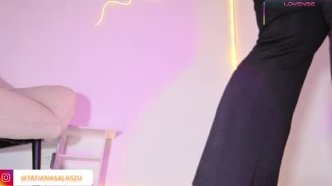 Snapshot of tatiana1004 chatting on 03/31/26, 04:02 tatiana1004 online show from 03/31/26, 04:02