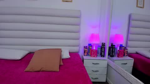 tatiana_arboleda online show from 12/05/25, 03:37