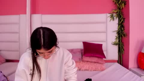 Snapshot of tatiana_arboleda chatting on 03/26/26, 03:56 tatiana_arboleda online show from 03/26/26, 03:56